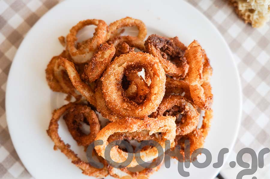 Δαχτυλίδια κρεμμυδιού τηγανητά (Onion rings)